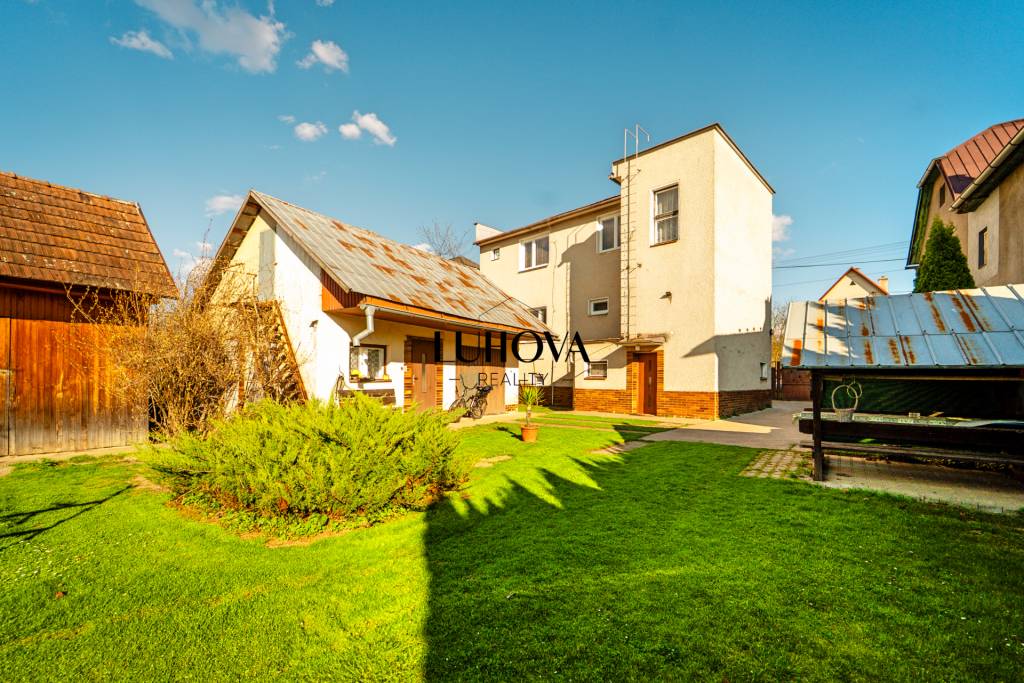 Rodinný dom s krásnou záhradou - 6