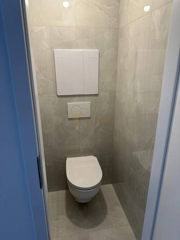 zrekonštruovaný 2-izb. byt, Komárnická, Ružinov, 3.p./9, bal - 6