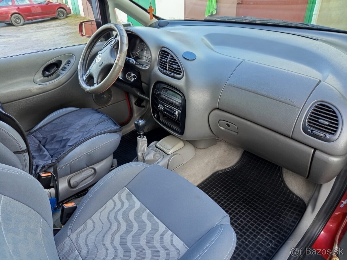 Predám VW Sharan, 1.9 TDI (81kW), r.v.2000 - 6