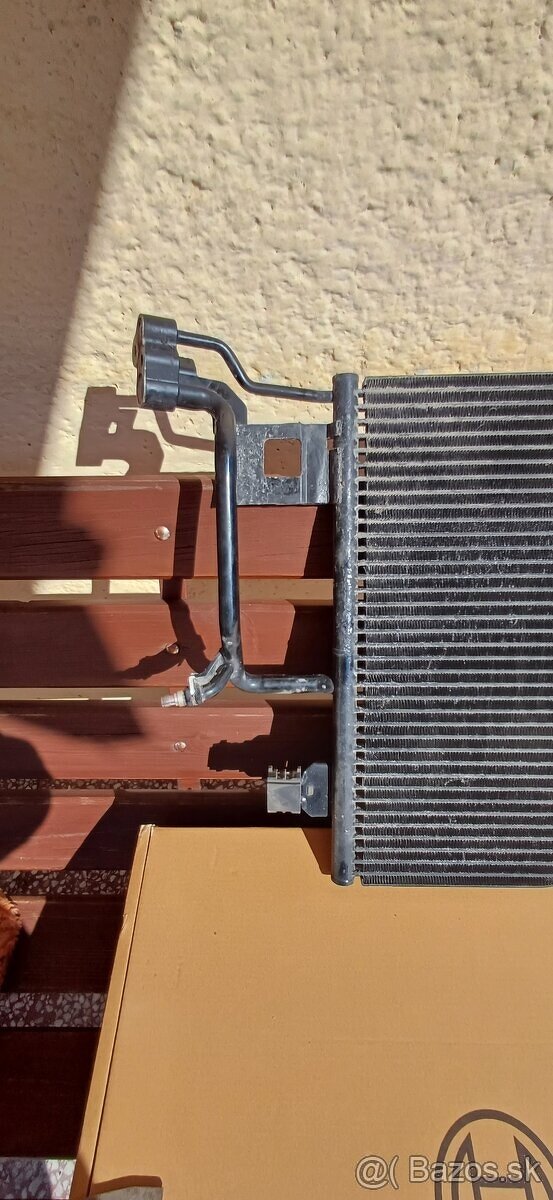 Chladič klimatizácie/kondenzátor Passat B5 - 6