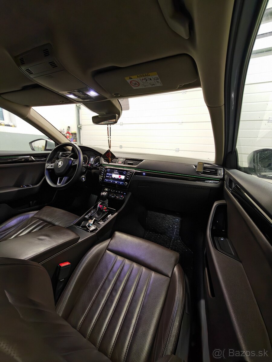 Škoda Superb combi 2.0tdi 4x4 - 6