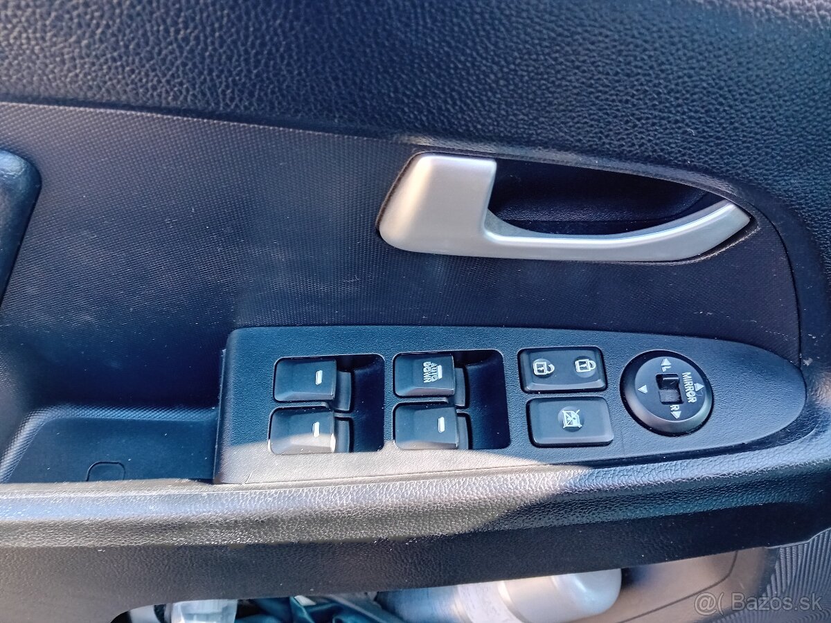 Kia Sportage 1,6 GRDI - 6