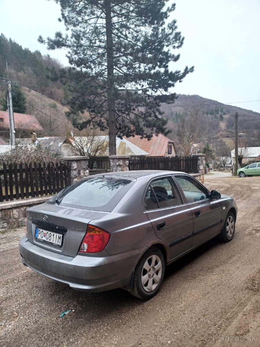 Hyundai Accent 1.3 62kw 2004 - 6
