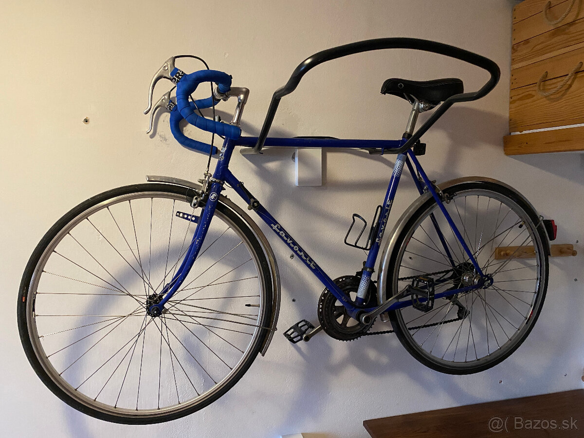 Predám udržiadvaný Favorit + príslušenstvo - 6