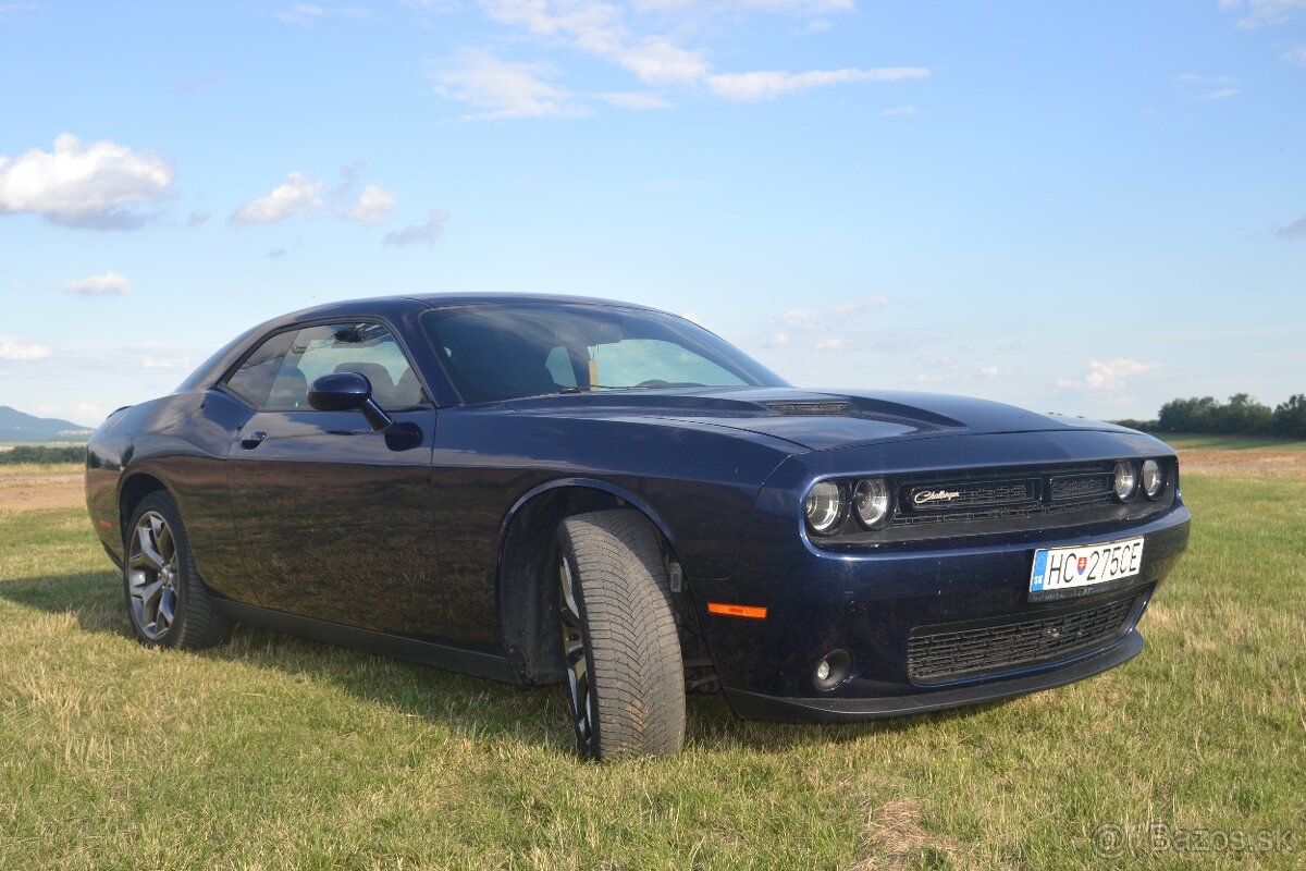 Dodge Challenger - 6