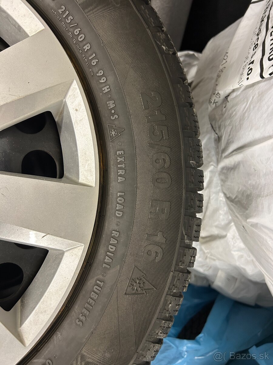 Zimne pneu Continental 215/60R16 - 6