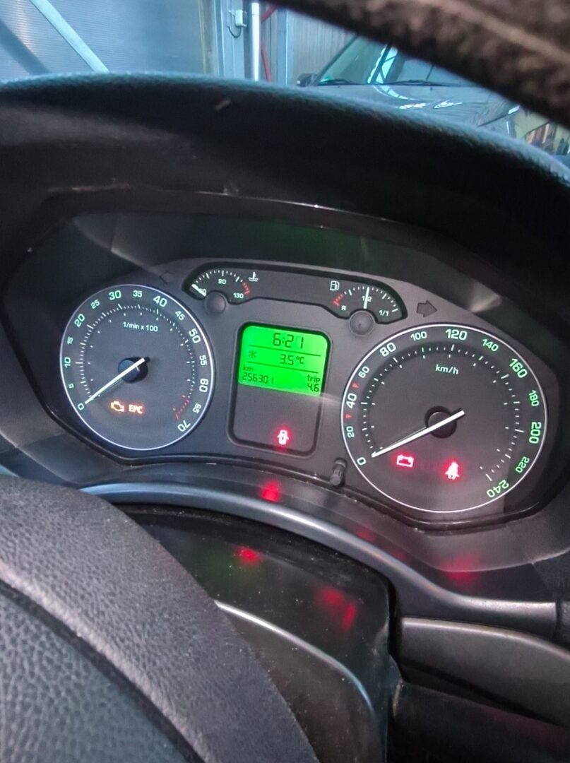 Škoda Octavia 2 1.6 MPI benzin - 6