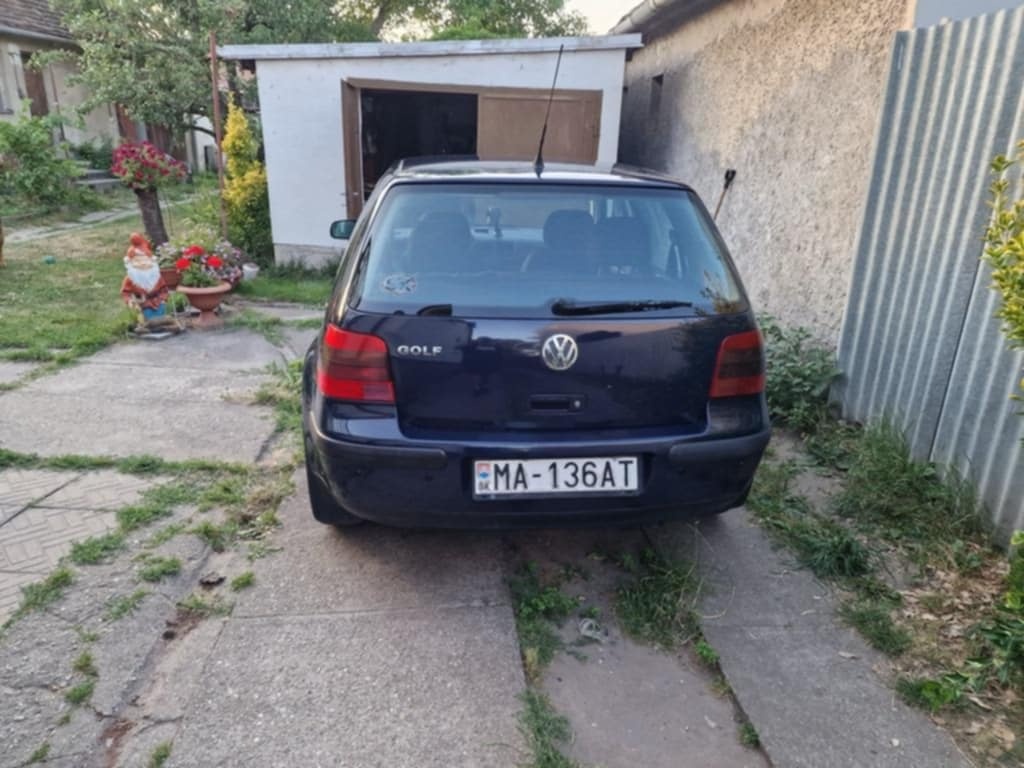 Predám VW Golf 4 1.9 SDI - 6
