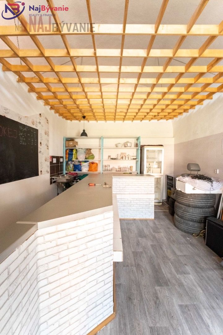 Rodinný dom, vhodný aj na podnikanie - 6