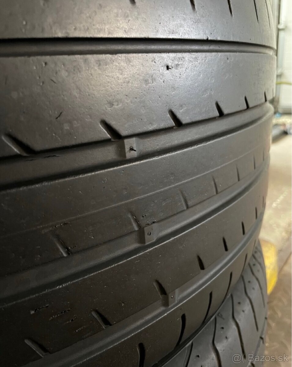 Yokohama 285/40 R21 letné - 6