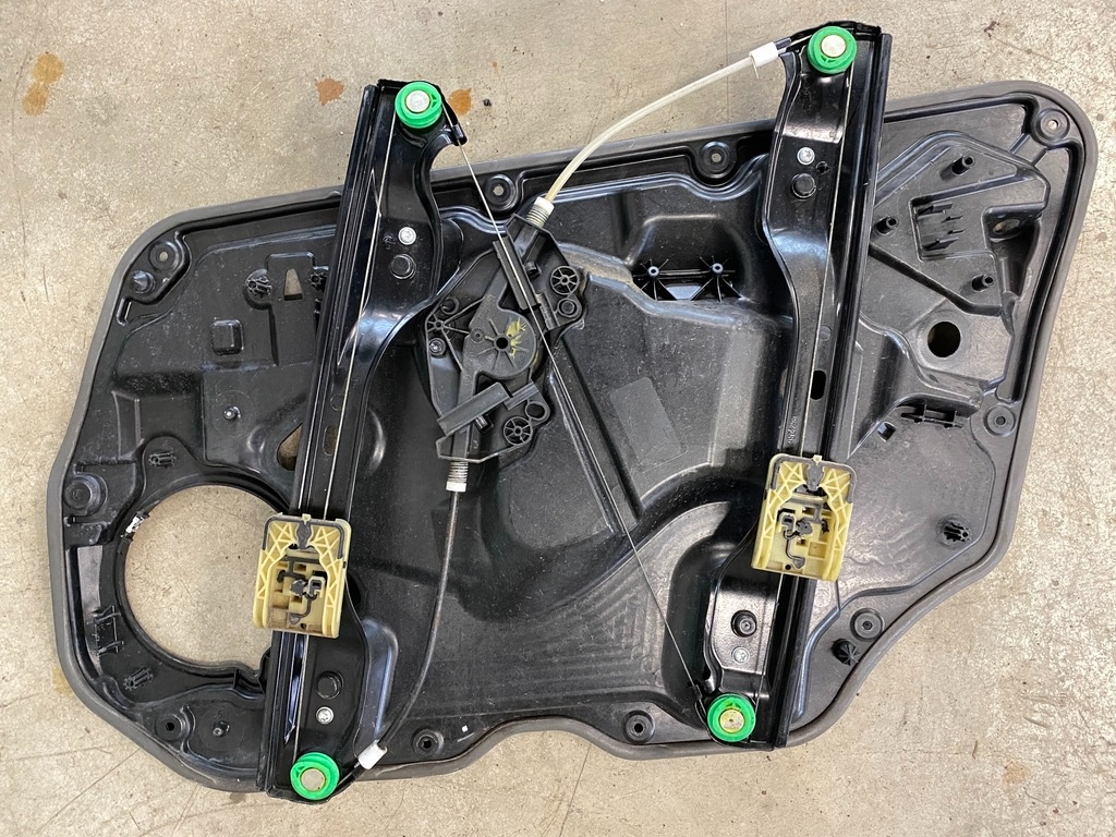 Rozpredam volvo XC60 I 2,4 d4 2008-2016 - 6