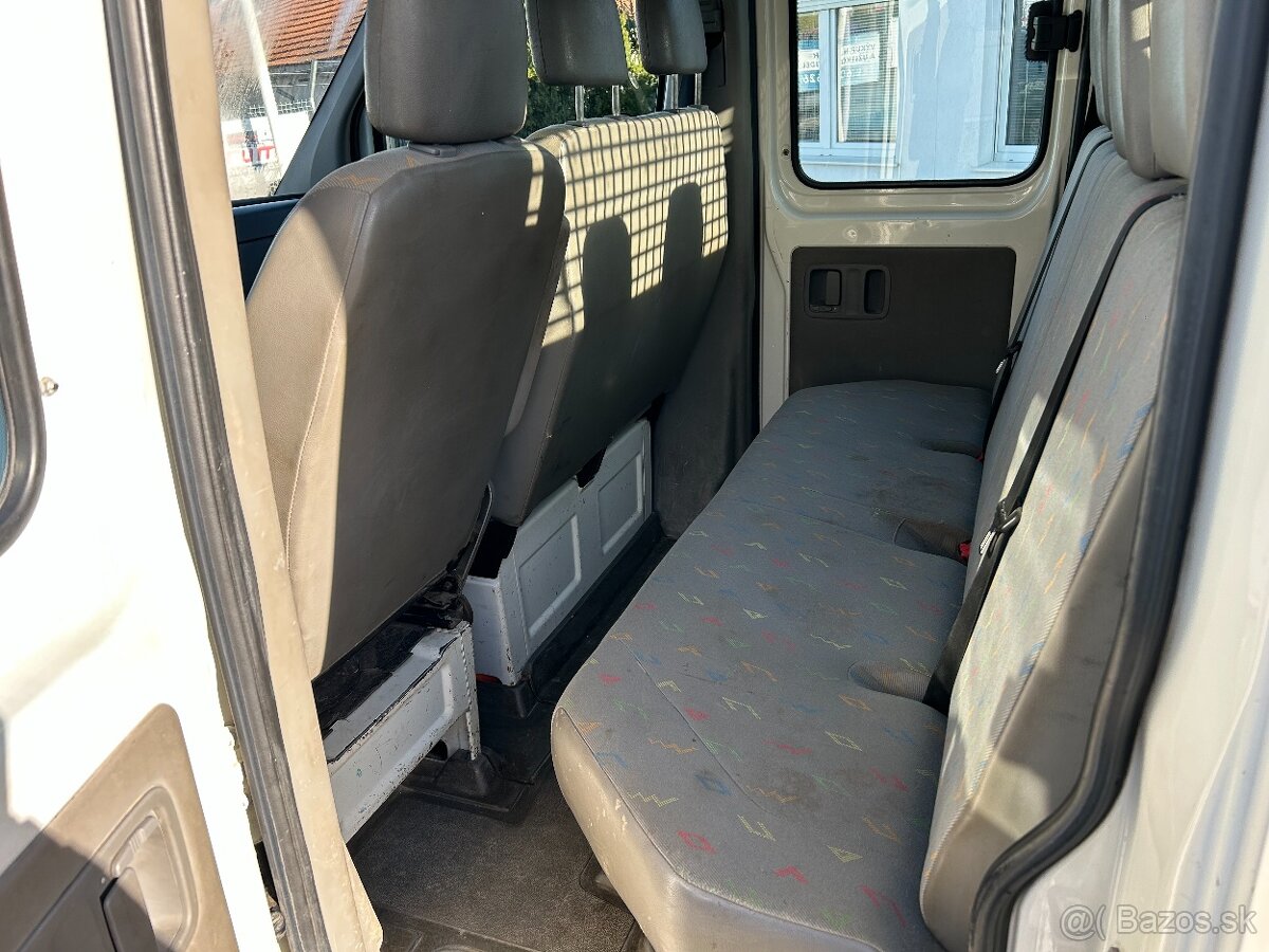 Volkswagen Crafter 2.5TDI 7 míst - 6