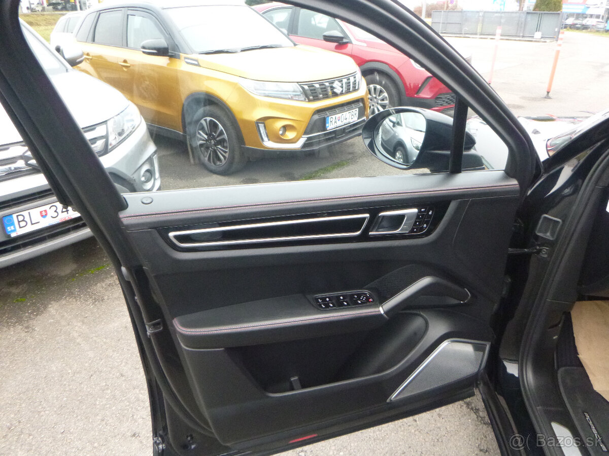 PORSCHE CAYENNE S 4X4 AT 2019 440 Ps - 6