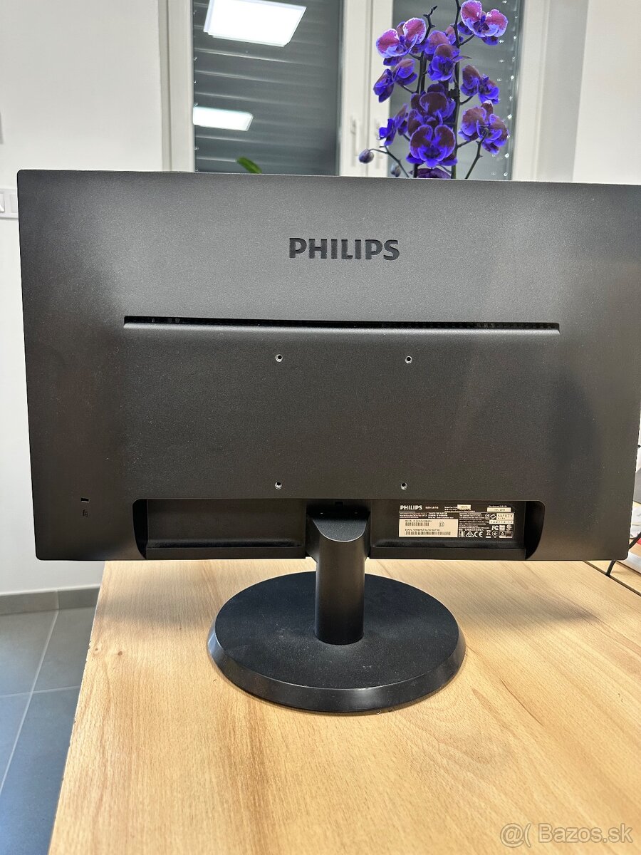 Herné počítač a monitor - 6