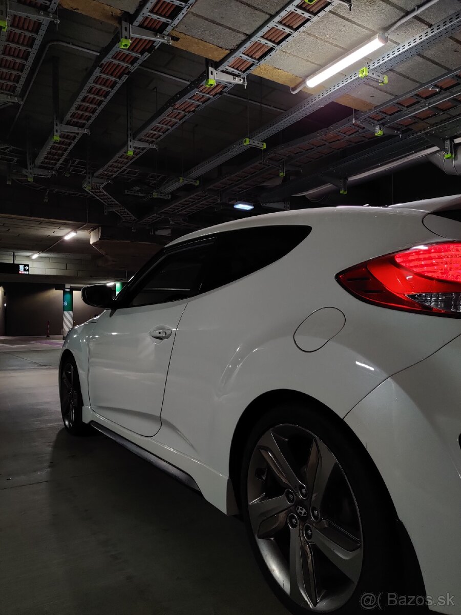 Hyundai Veloster Turbo - 6