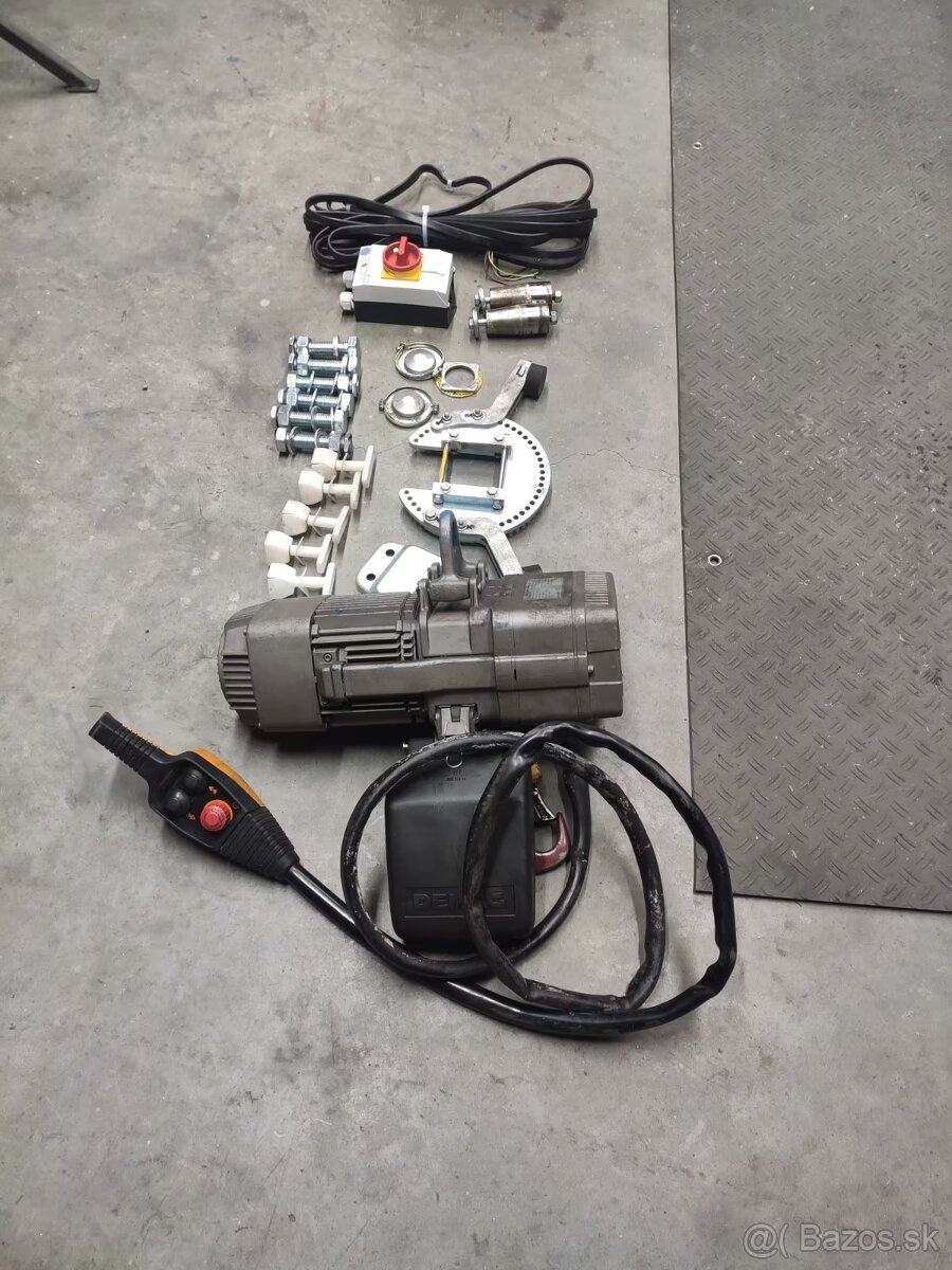 stlpový žeriav Demag 500 kg - 6 m - 6