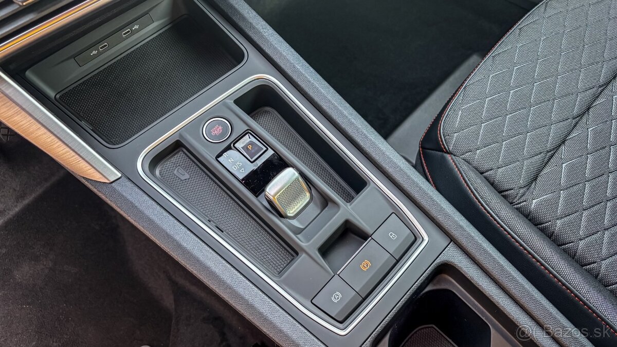 Seat Leon SP FR Max 1,5 eTSI 150k 110kW 7-DSG - 6