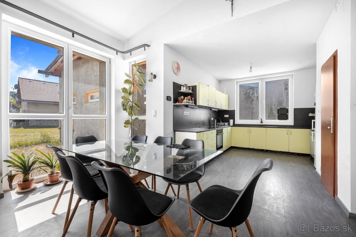 Na predaj 6 izbový RD v centre Dunajskej Lužnej - 6