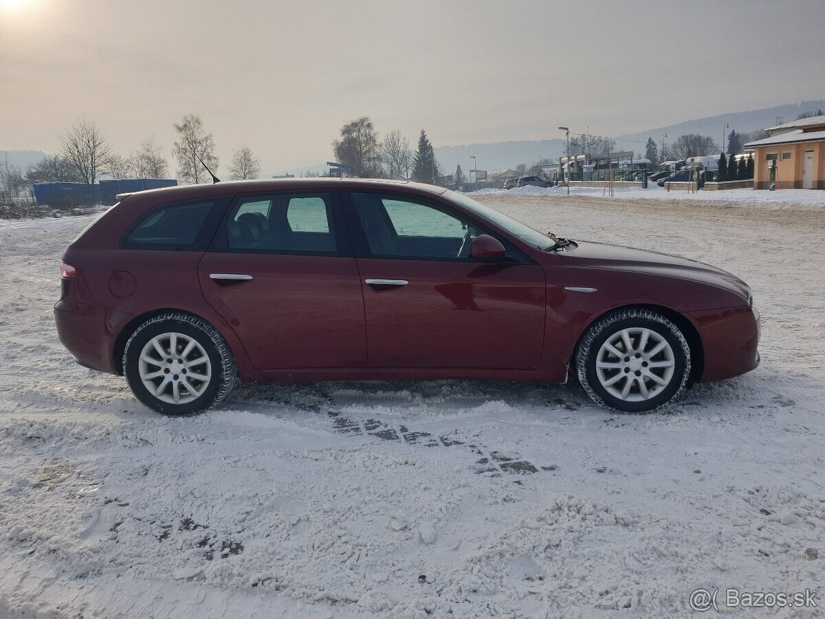 Alfa Romeo 159 - 6