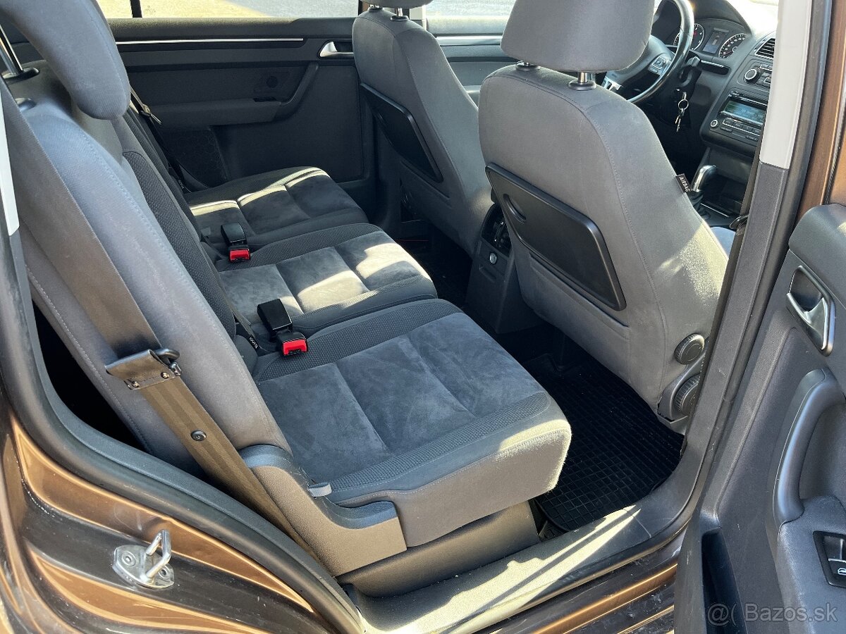 Vw Touran 2,0tdi dsg - 6