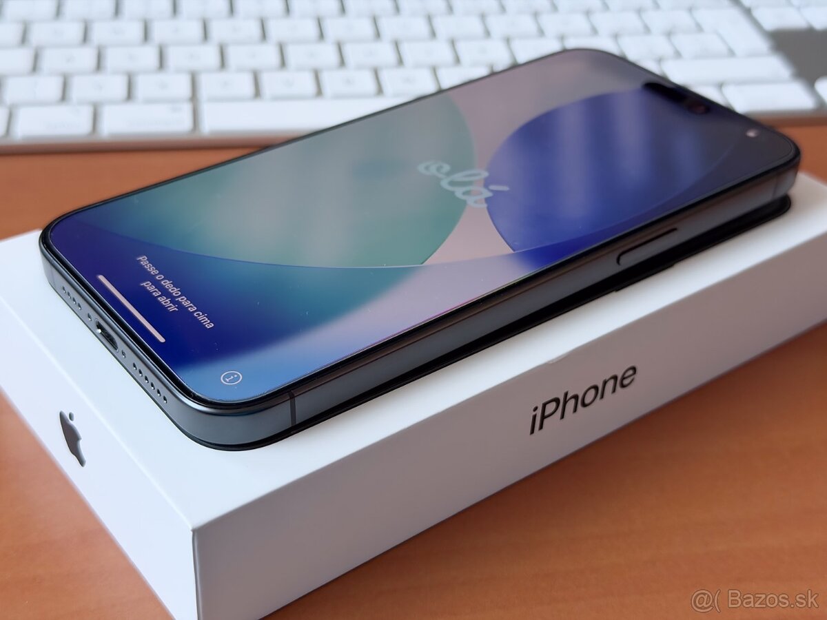 Apple iPhone 15 Pro Max 256GB Black Titanium - 6