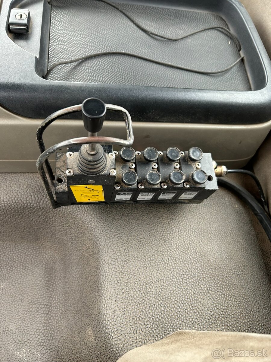 Ramenovy nosič kontajnerov DAF - 6