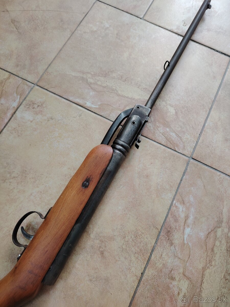 Vzduchovka ČZ 800 - 6