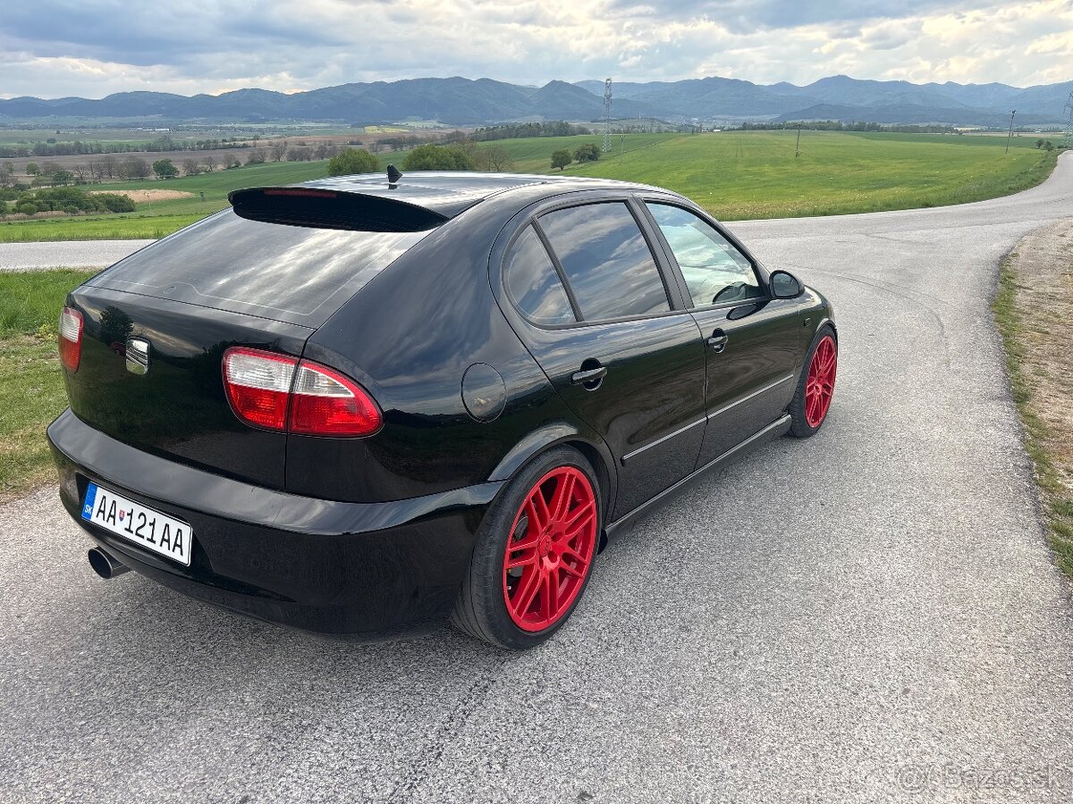 Predám Seat Leon Cupra 1.8T 132kW + úprava na 220ps - 6