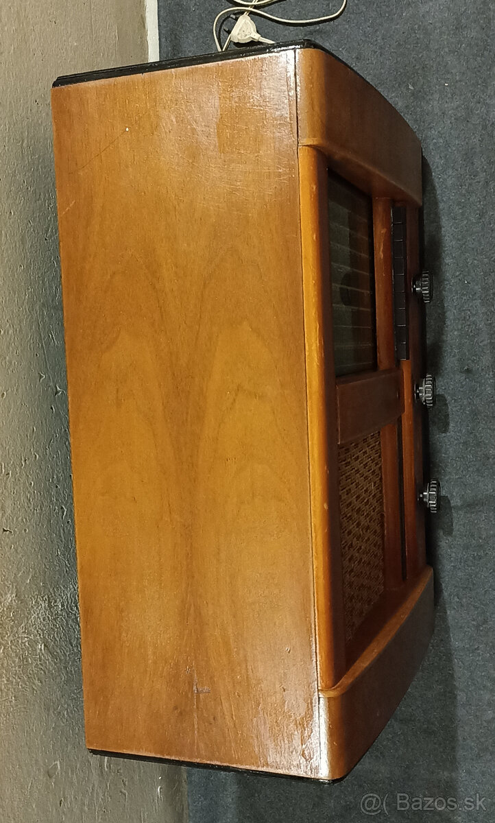 Staré retro rádio Tesla Largo T516A - 6