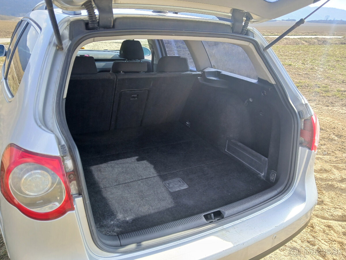 Volkswagen Passat kombi B6 2,0 Tdi - 6