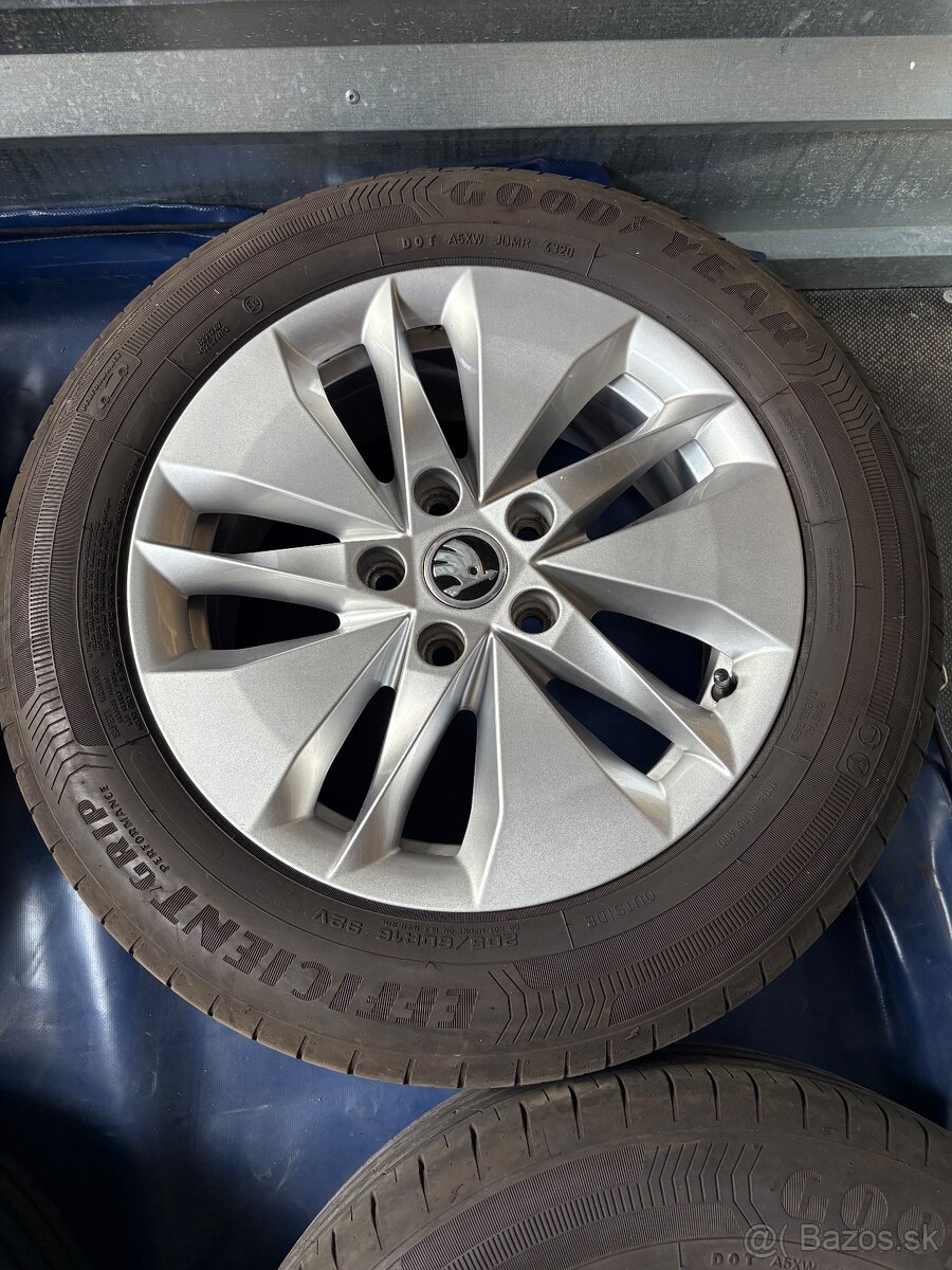 Letné komplety Octavia IV - 6