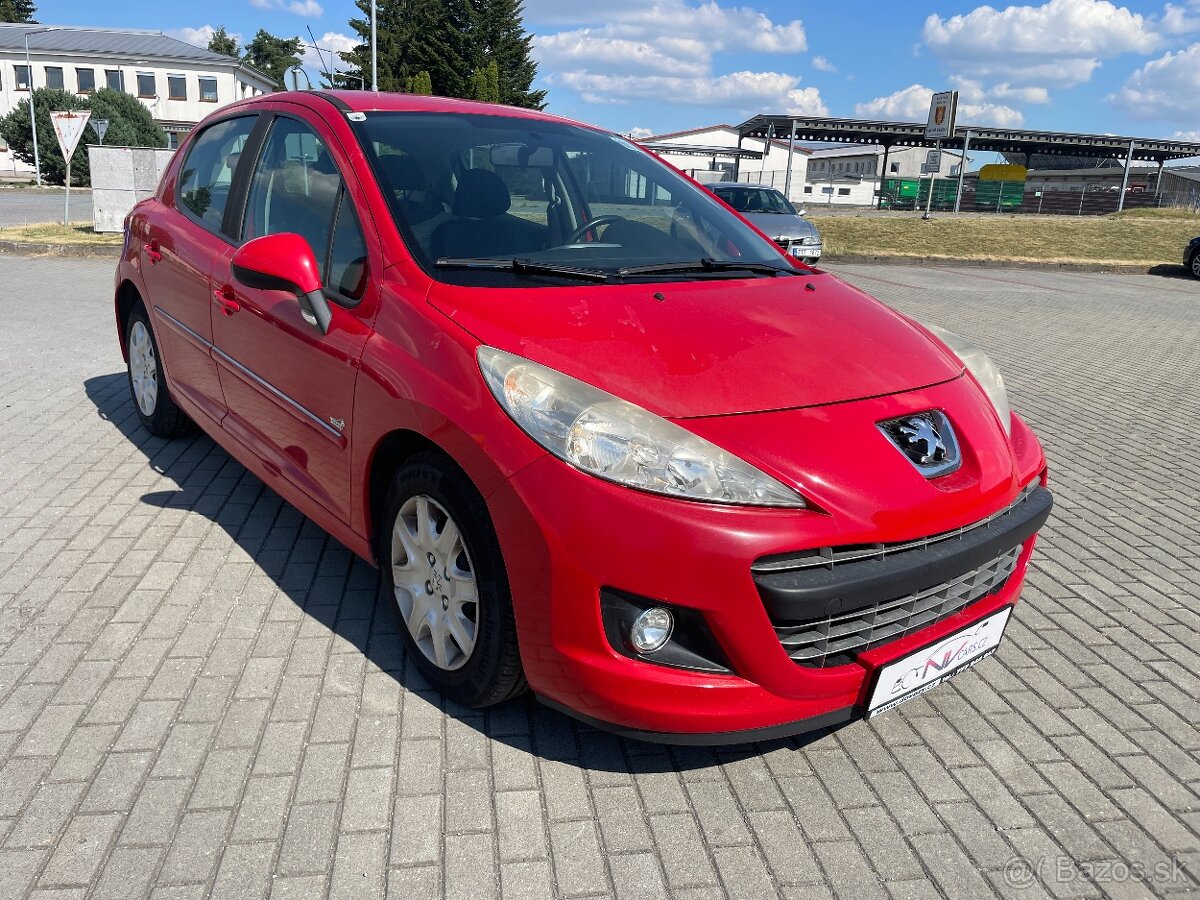 PEUGEOT 207 1,4i 54kw Klima ESP 2012 - 6
