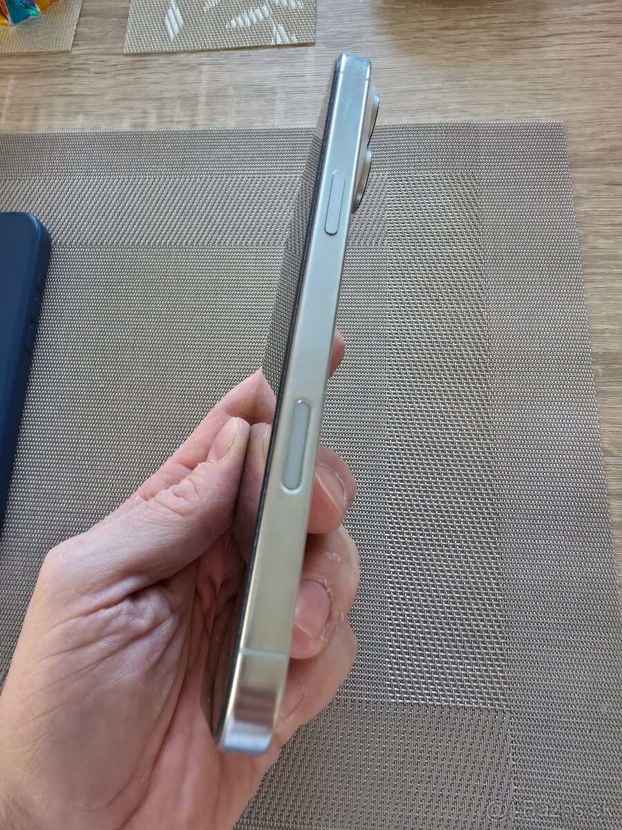 Apple iPhone 16Pro Max 256GB biely - 6