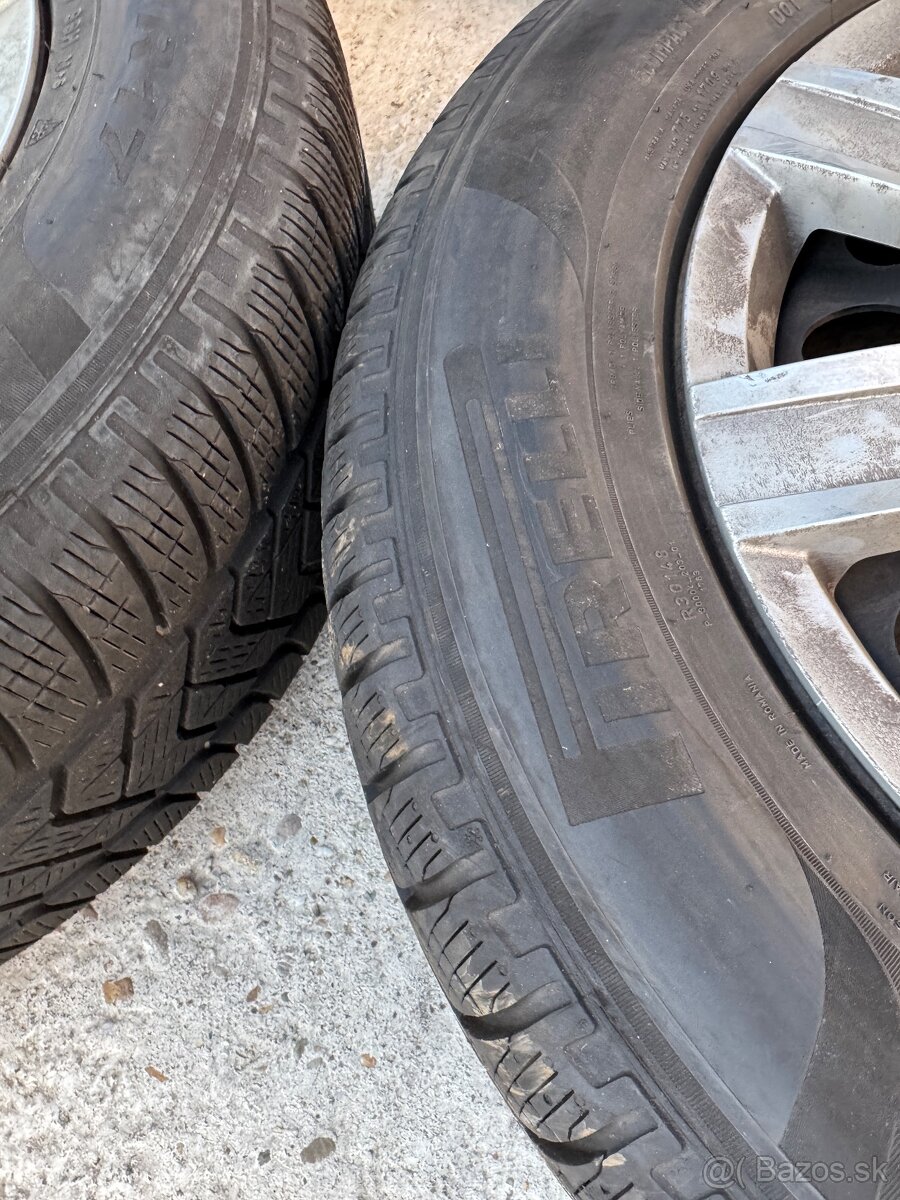 Zimna sada VW 215/65 R17 - Pirelli - 6