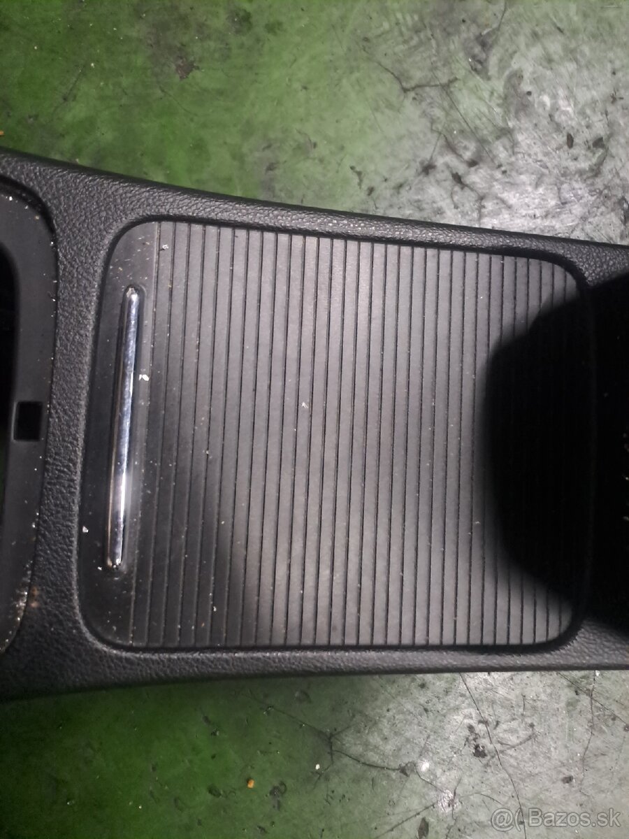 Interiérové diely VW Passat b6 - 6