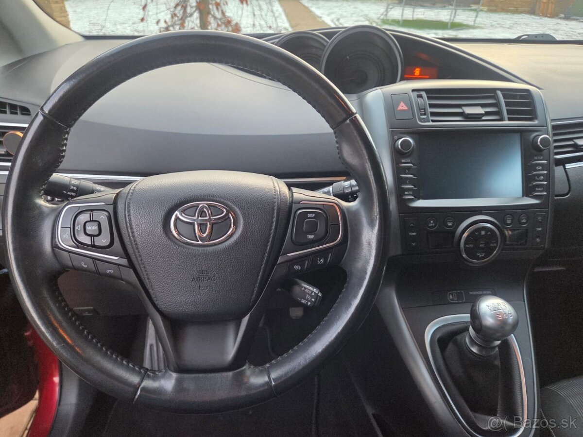 Toyota Verso 1,8 benzin - 6