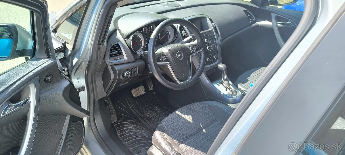 Opel Astra J 2.0 CDTI 121 kw - 6