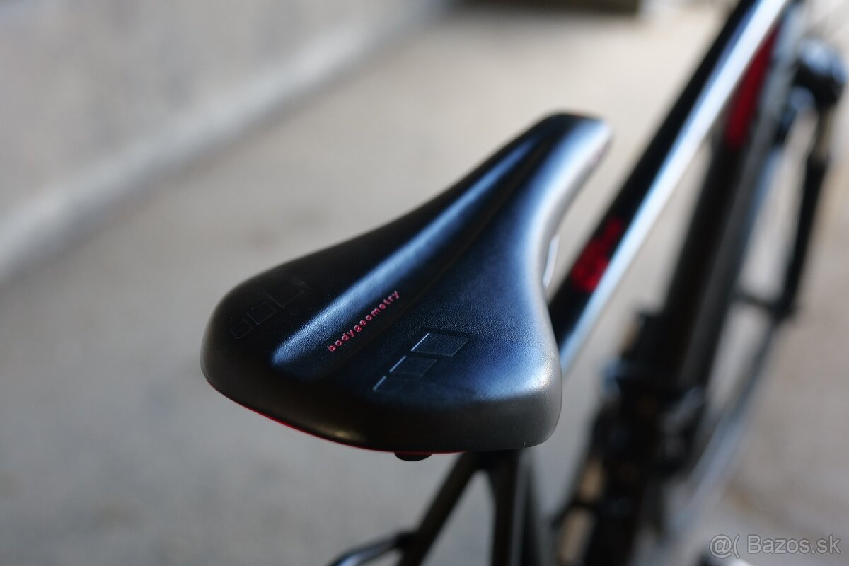 Specialized Crosstrail Pro - 6