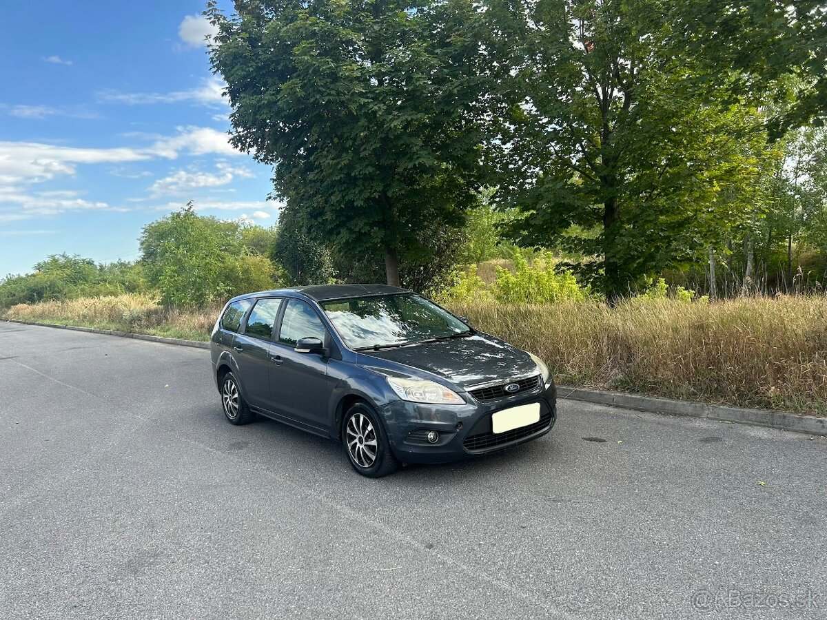 Predám Ford Focus 1.6 TDCi 80kw r.v.2010 - 6