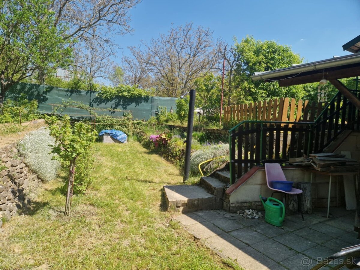 Na predaj murovanú chatu so záhradou v meste Prievidza. - 6