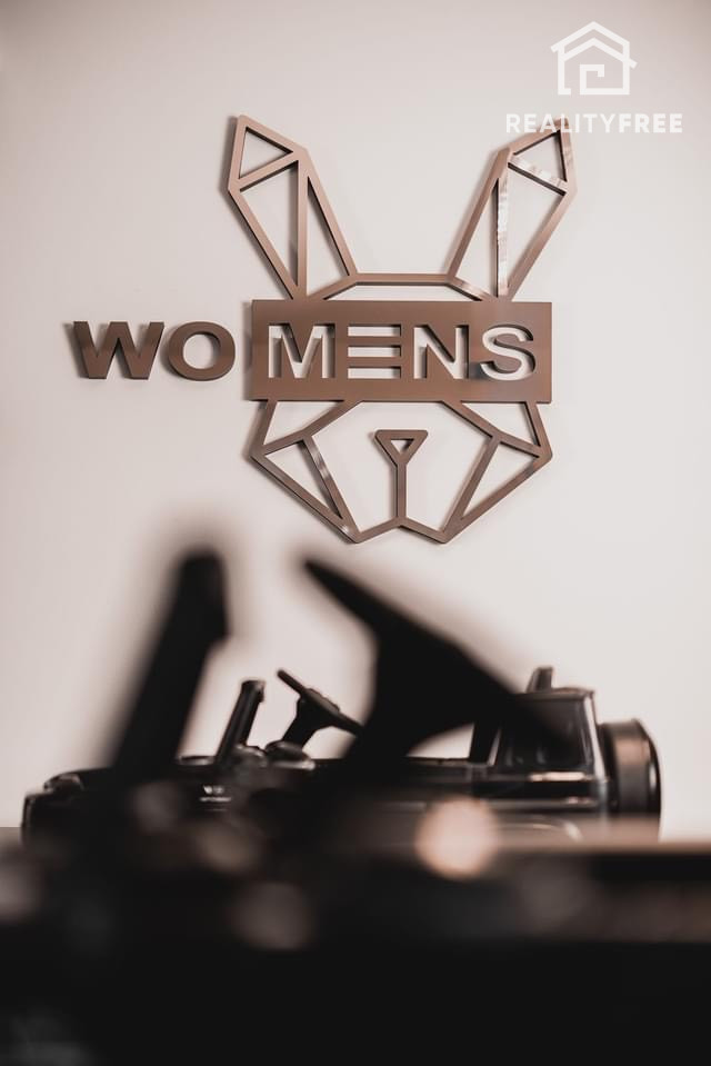 NA PREDAJ / ODSTÚPENIE ZABEHNUTÉHO SALÓNU KRÁSY V DUNAJSKEJ - 6