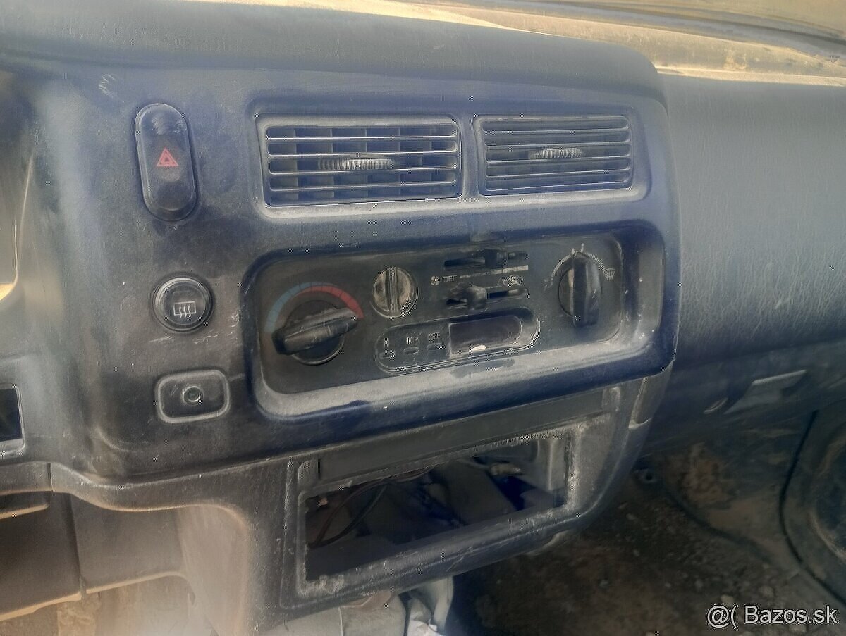 Kasna Mitsubishi L200 - 6