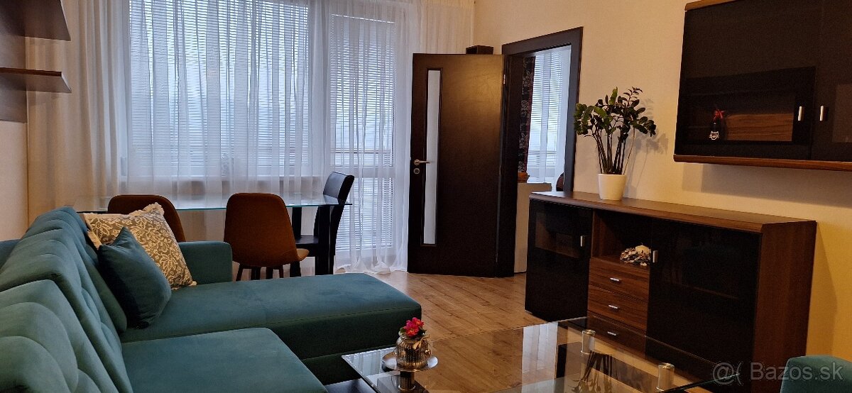 Prenajmem byt na Rosnej - Juh - 6