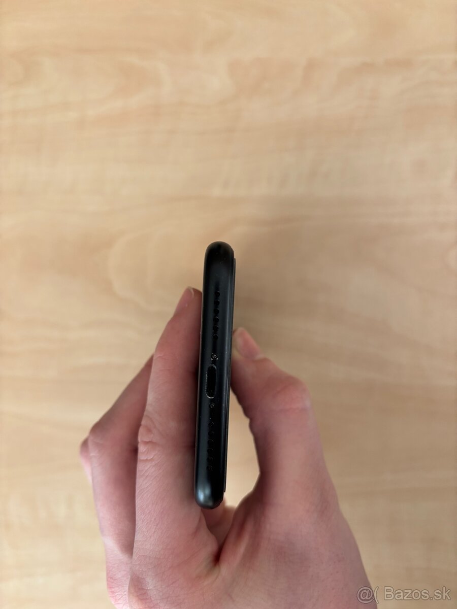 iPhone Xr - TOP STAV - 6