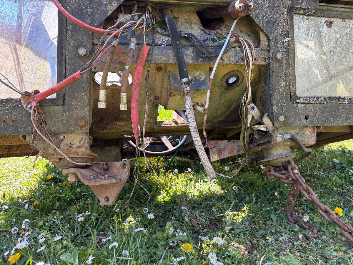 Kabína na Zetor - 6