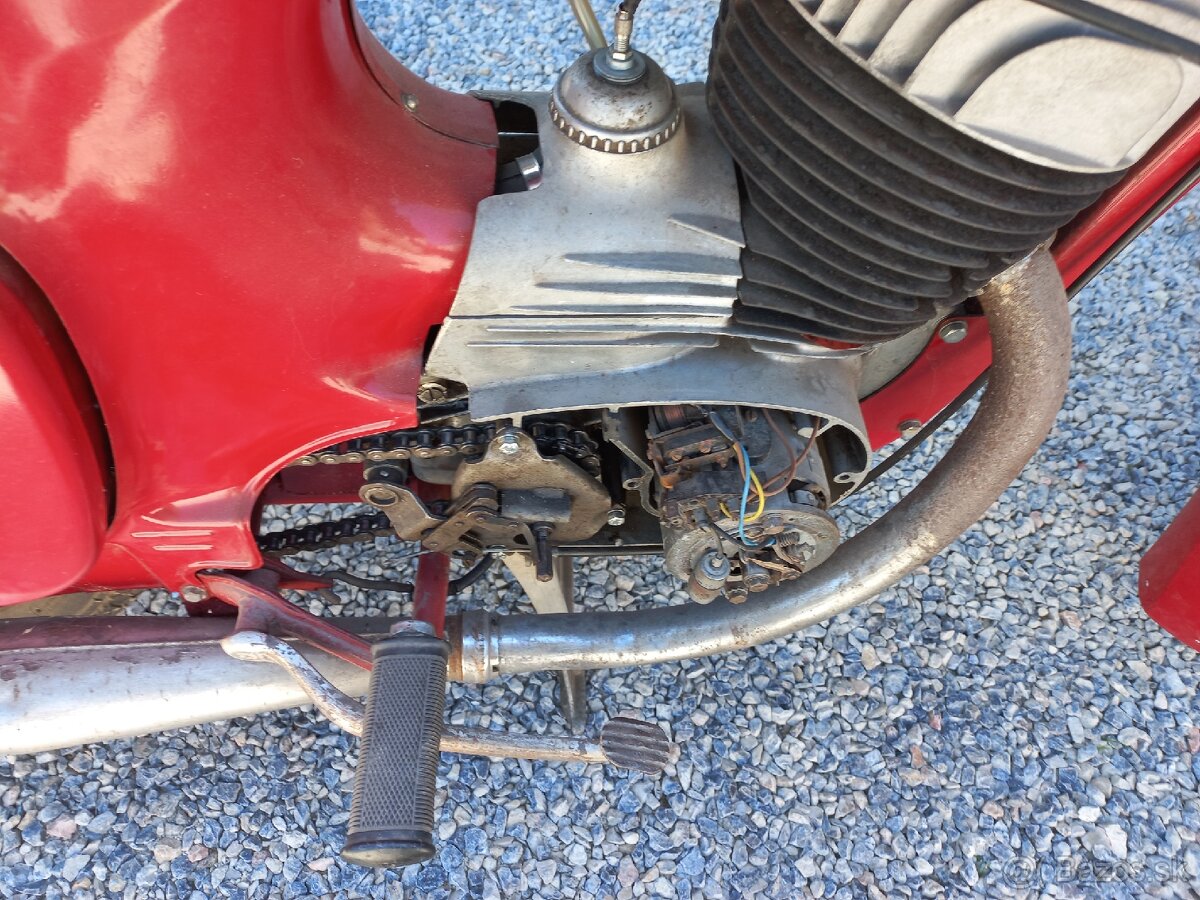 Jawa 250 typ 559 - 6