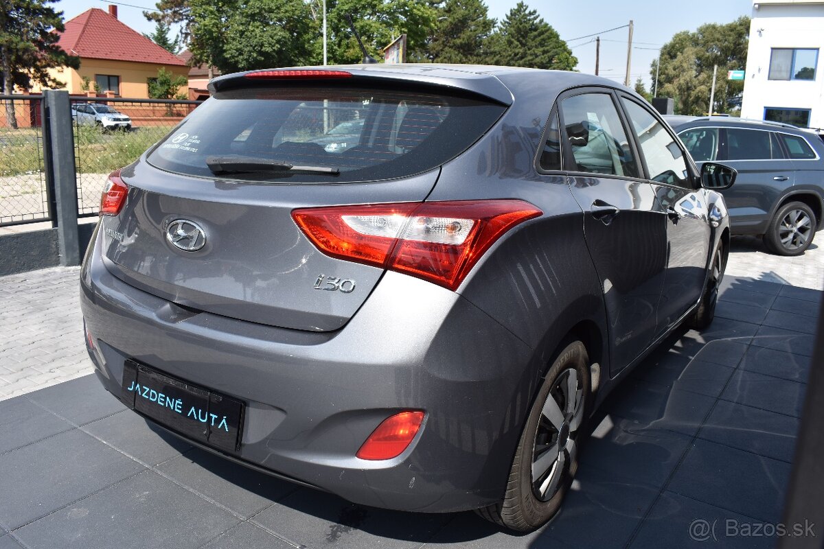 Hyundai i30 1.4i MT/6 - 6