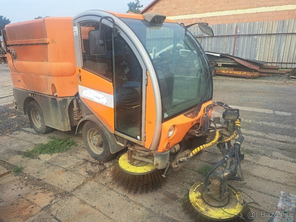 Zametací stroj chodníkový Bucher.. - 6