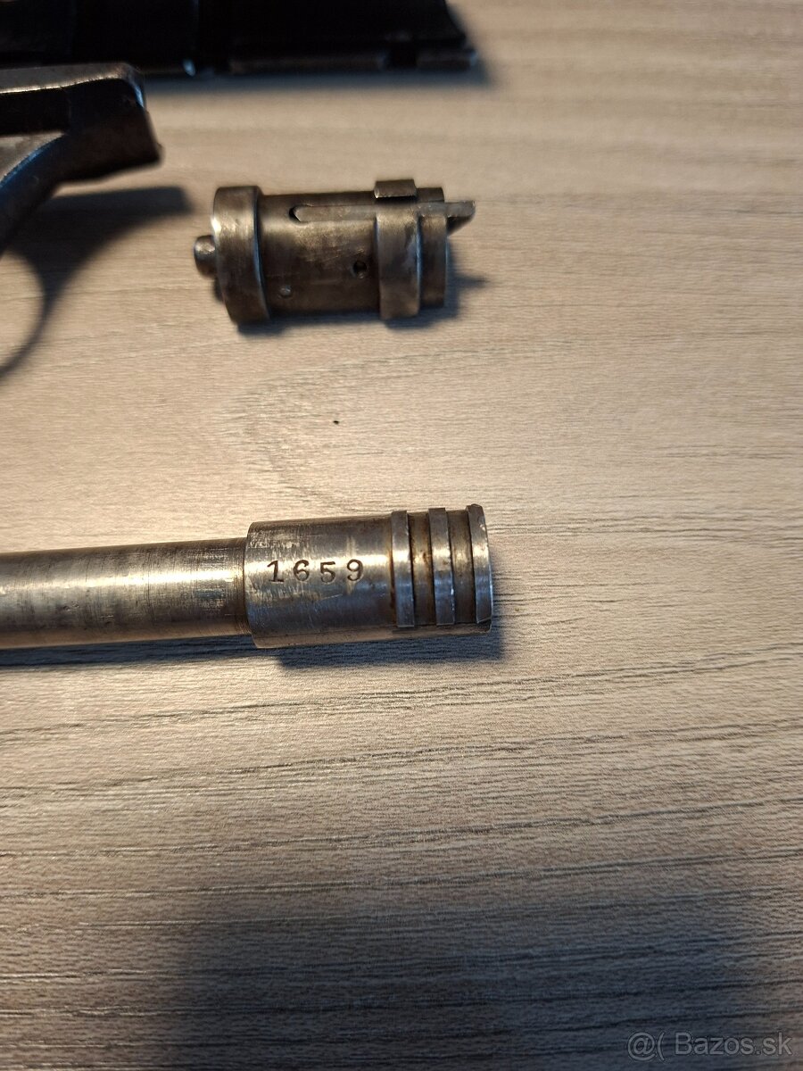 Predám vzácnu pištoľ Praga  cal. 7,65mm Browning - 6