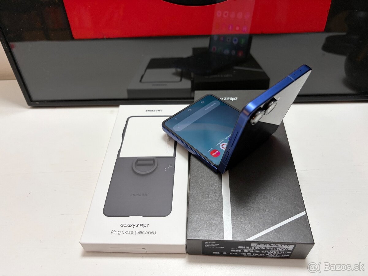 Samsung Z Flip 7 - 6